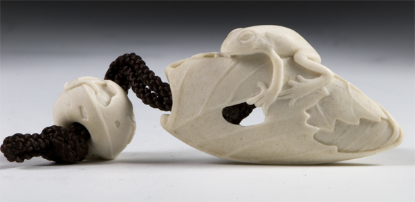 #233 Grapevine Walker&nbsp; &&nbsp; #247 Rolled Grape Leaf